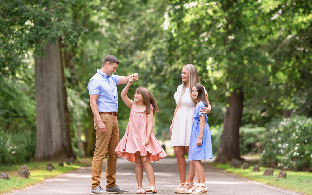 Tips on What to Wear for Summer Family Photoshoots